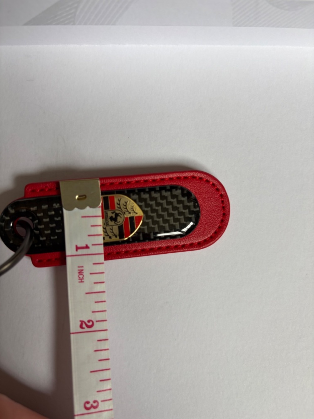 Carbon Fiber Key Ring Porsche red - Picture 5 of 6